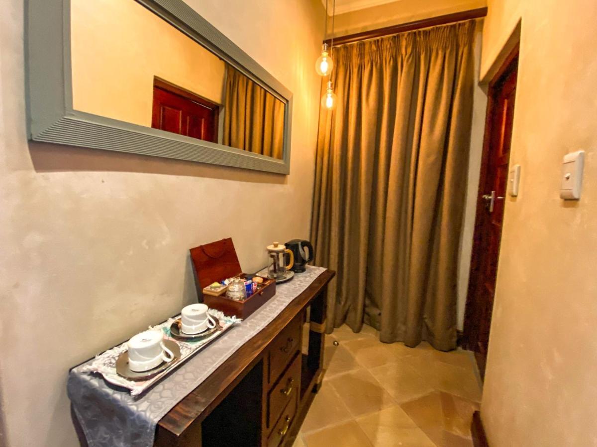 Spacube Luxury Suites And Spa Pretoria-Noord Esterno foto
